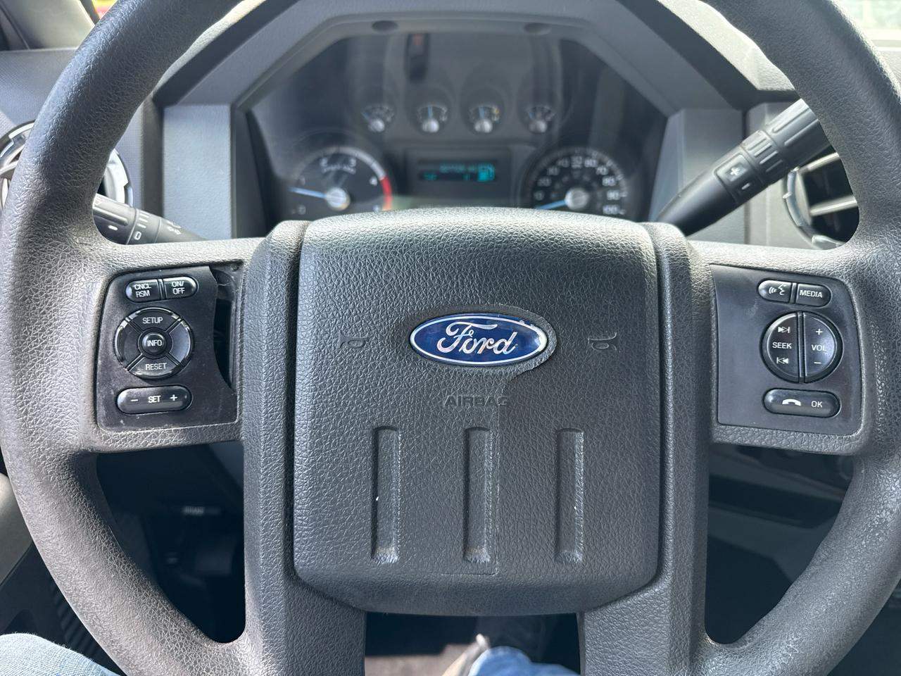 Ford F-250 SD XLT Crew Cab 4WD 2016