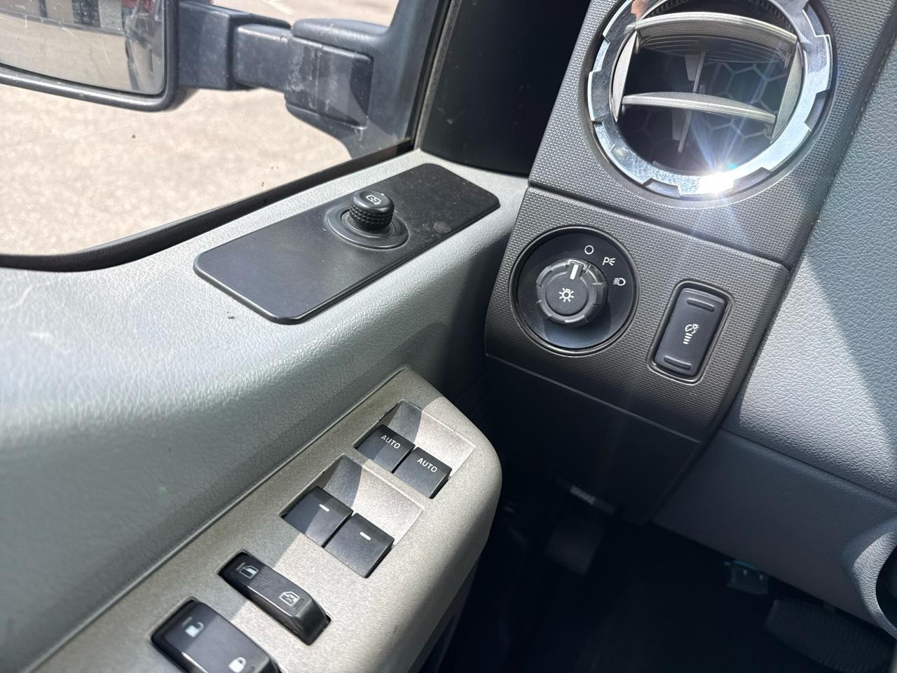Ford F-250 SD XLT Crew Cab 4WD 2016