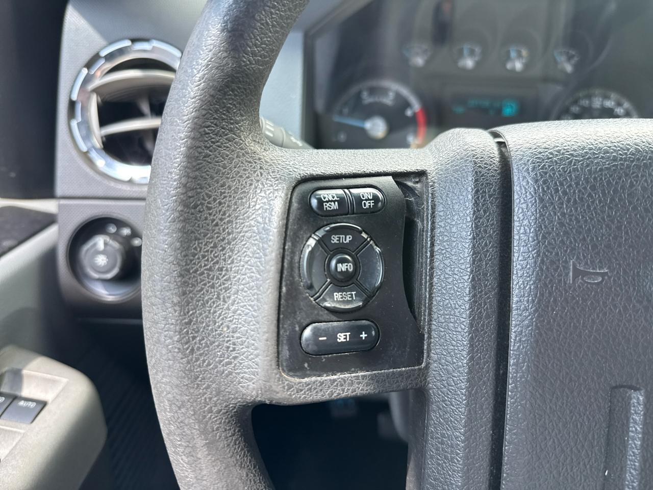 Ford F-250 SD XLT Crew Cab 4WD 2016