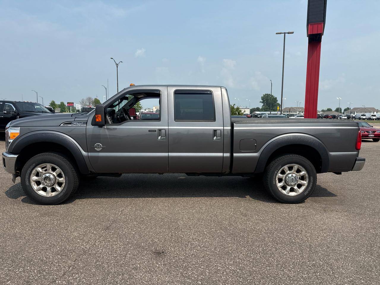 Ford F-250 SD Lariat Crew Cab 4WD 2011