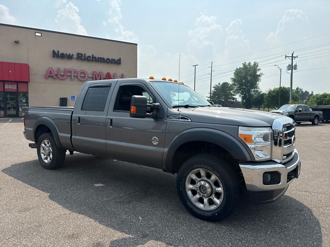 Ford F-250 SD Lariat Crew Cab 4WD 2011