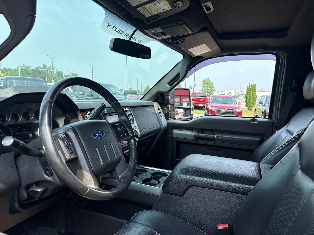 Ford F-250 SD Lariat Crew Cab 4WD 2011