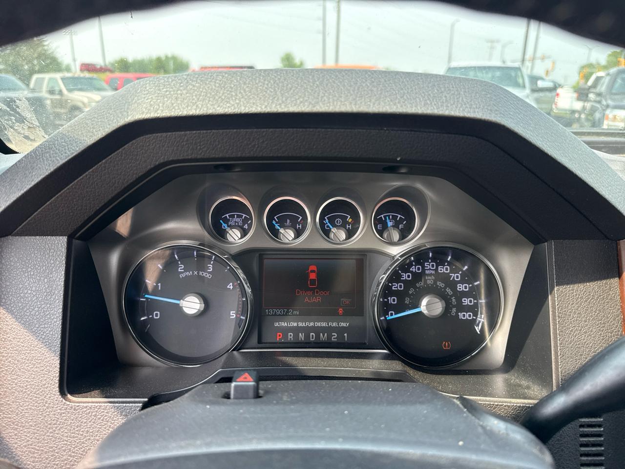 Ford F-250 SD Lariat Crew Cab 4WD 2011