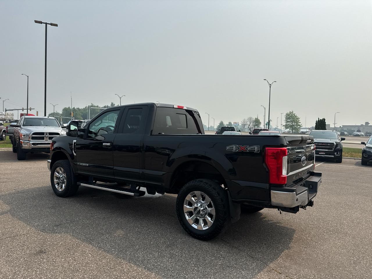 Ford F-350 SD Lariat SuperCab 4WD 2019