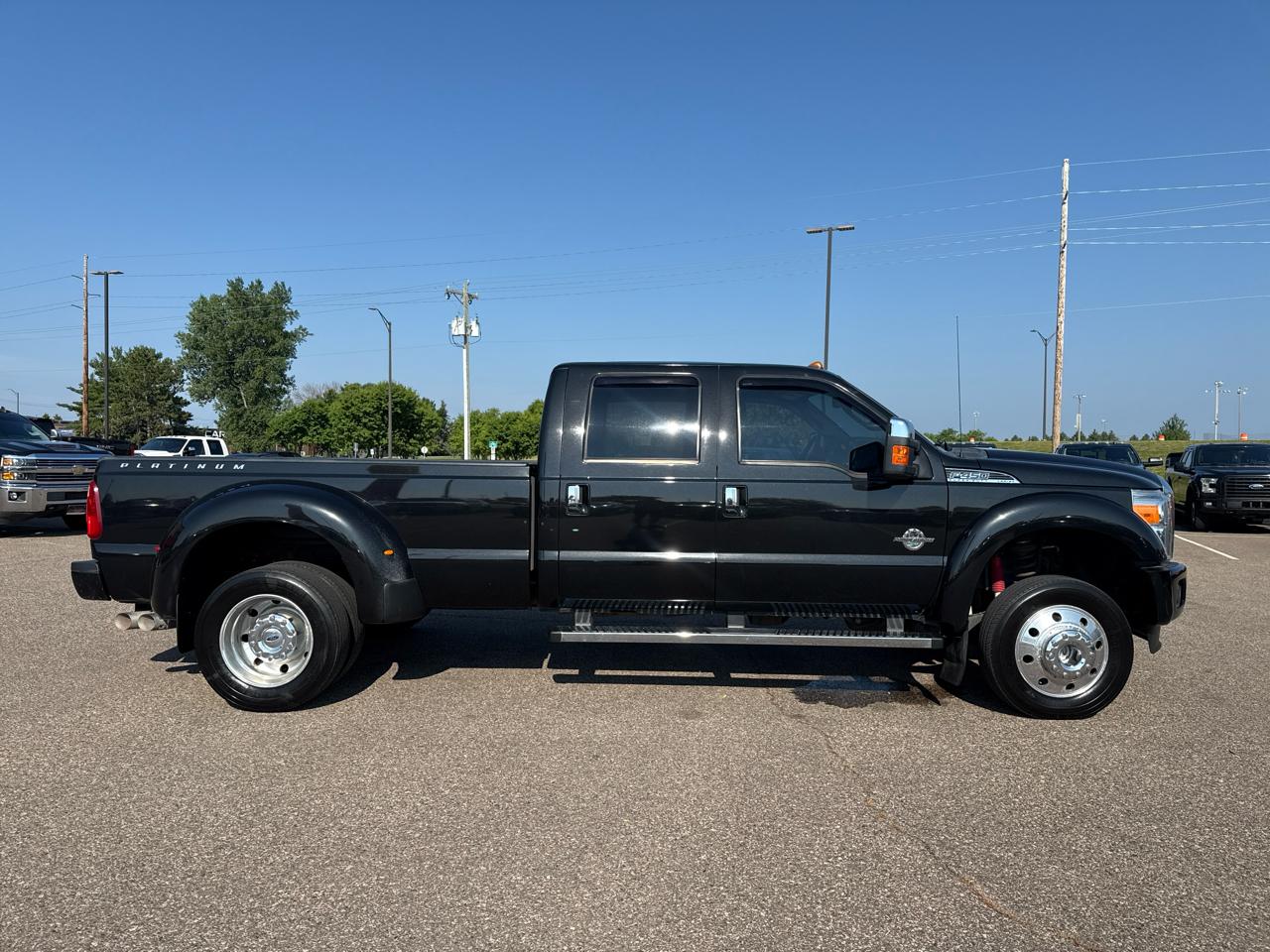 Ford F-450 SD Platinum Crew Cab DRW 4WD 2015