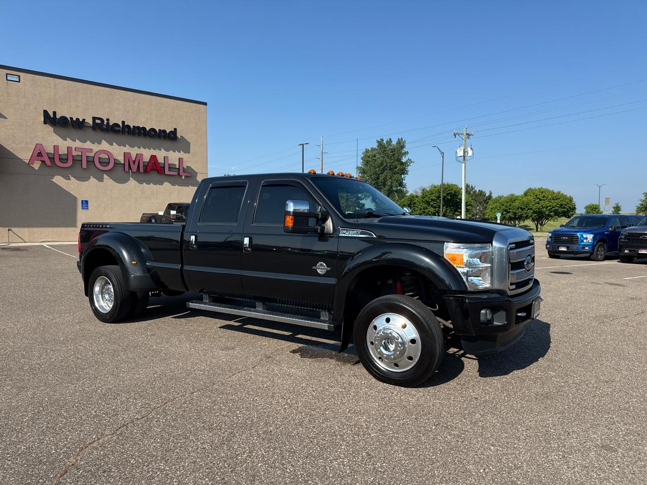 Ford F-450 SD Platinum Crew Cab DRW 4WD 2015