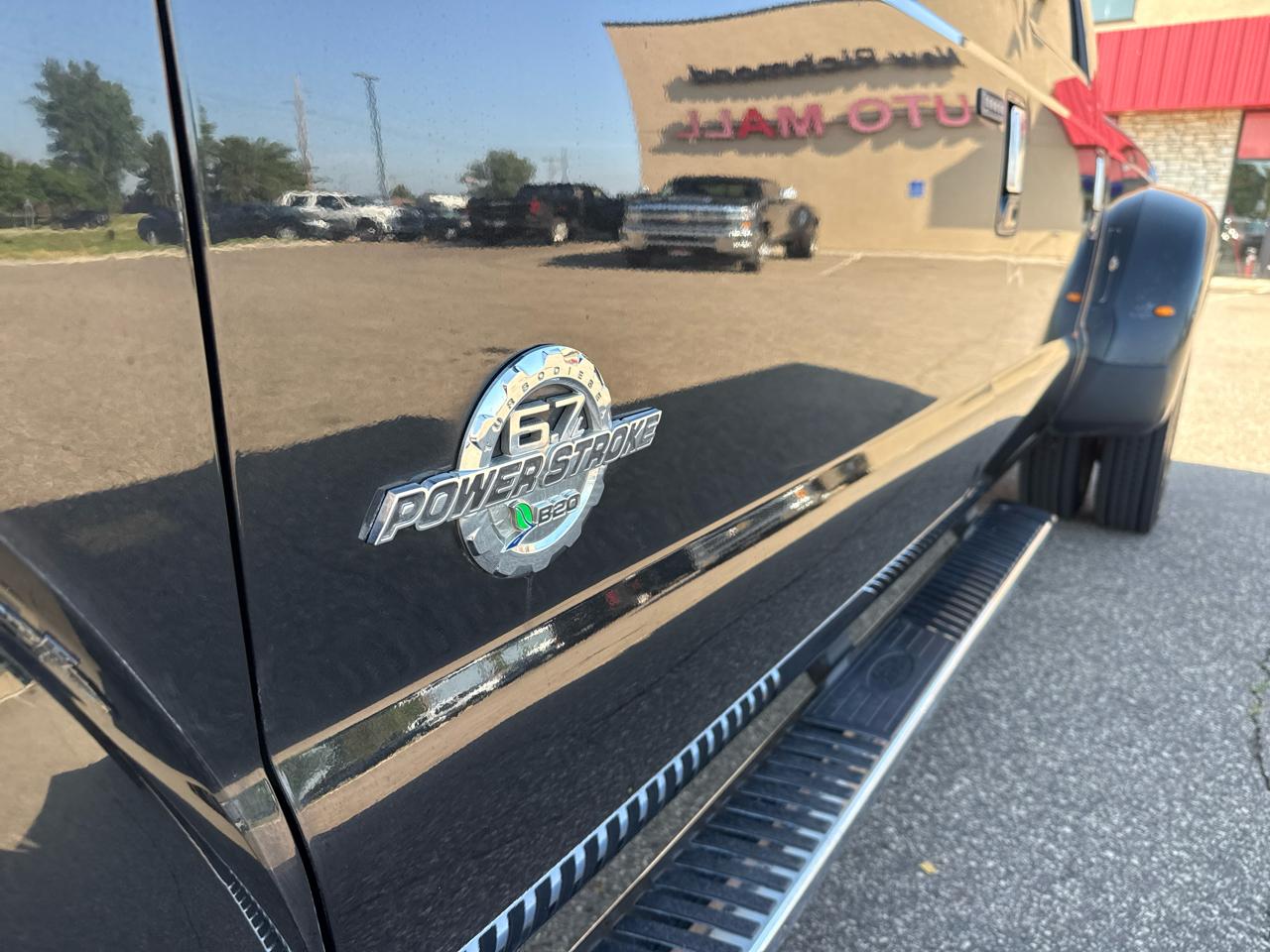Ford F-450 SD Platinum Crew Cab DRW 4WD 2015