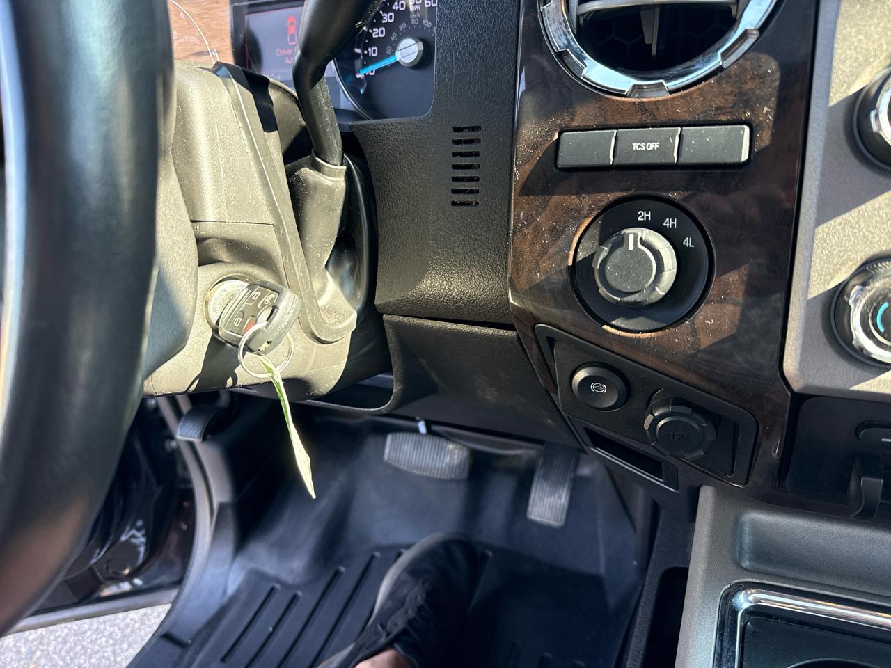 Ford F-450 SD Platinum Crew Cab DRW 4WD 2015