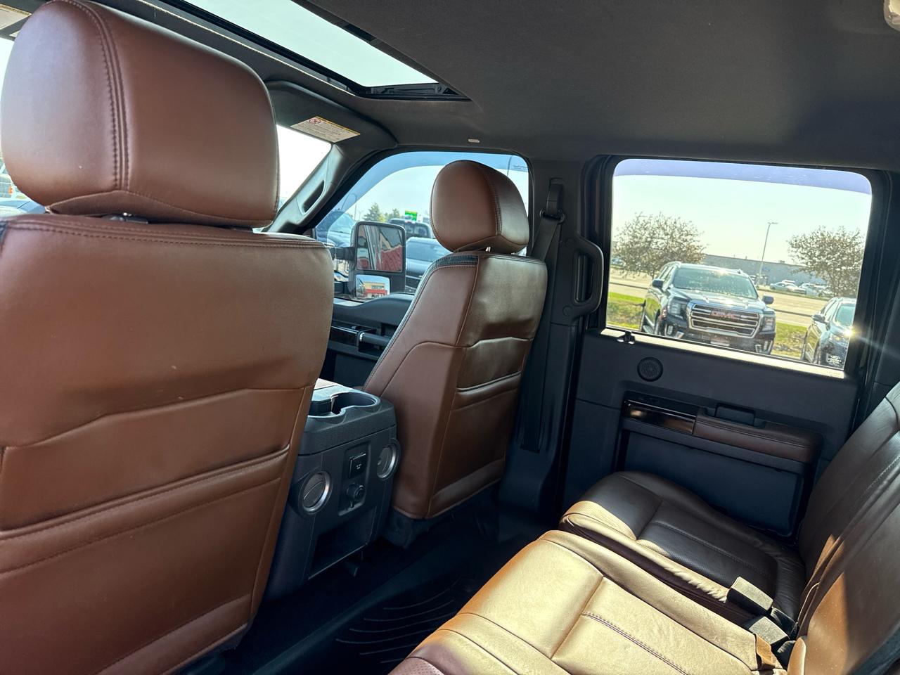 Ford F-450 SD Platinum Crew Cab DRW 4WD 2015