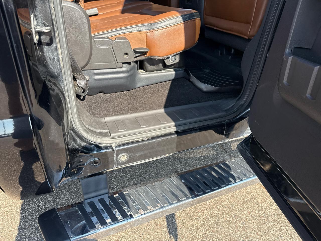Ford F-450 SD Platinum Crew Cab DRW 4WD 2015