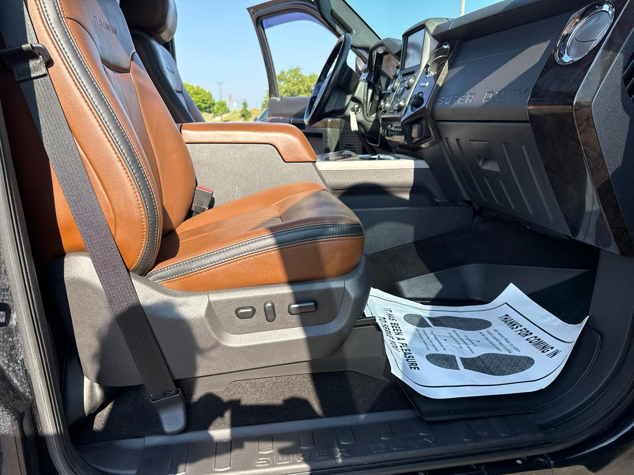 Ford F-450 SD Platinum Crew Cab DRW 4WD 2015