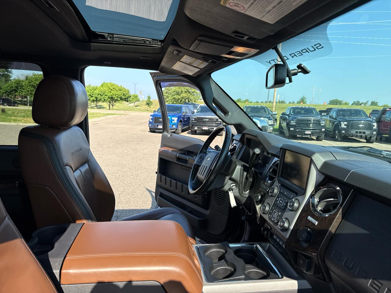 Ford F-450 SD Platinum Crew Cab DRW 4WD 2015