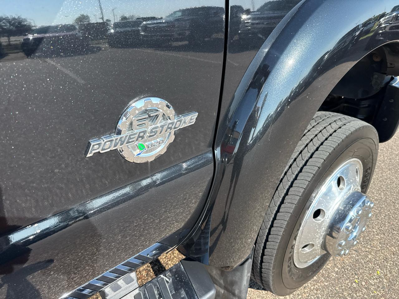 Ford F-450 SD Platinum Crew Cab DRW 4WD 2015