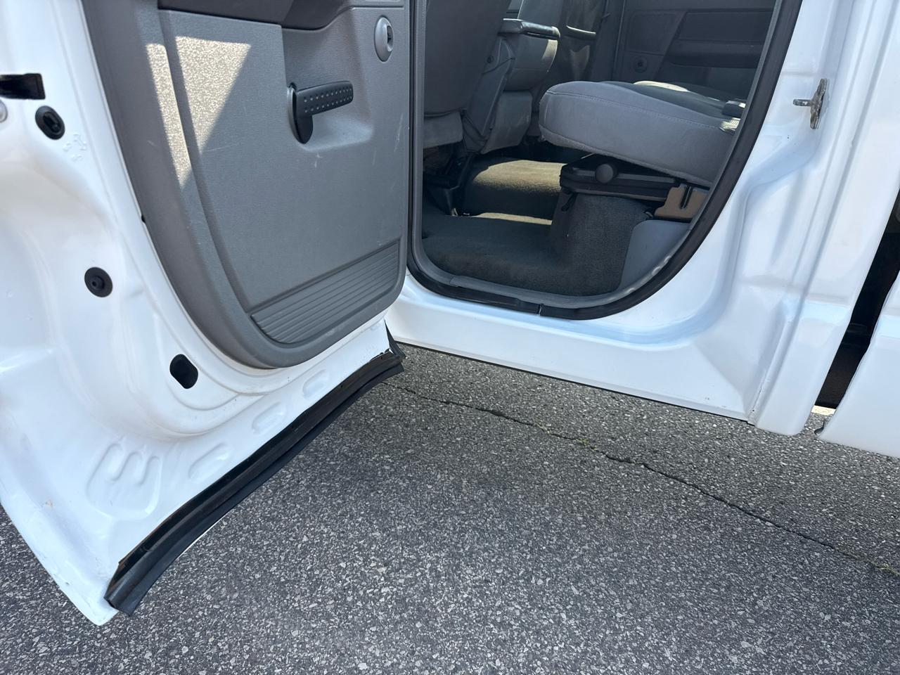 Dodge Ram 3500 SLT Quad Cab Long Bed 4WD DRW 2008