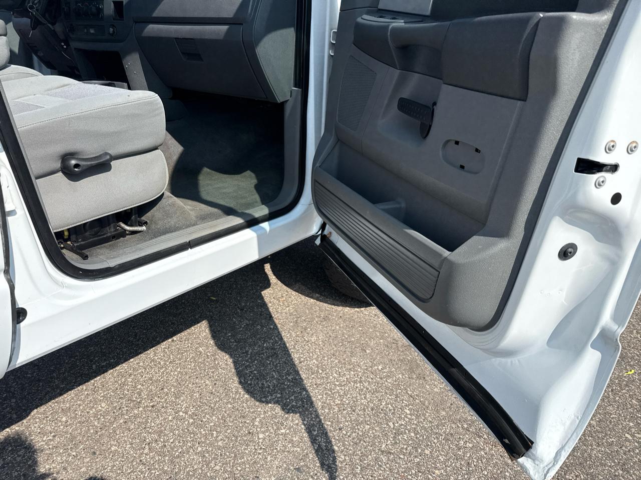 Dodge Ram 3500 SLT Quad Cab Long Bed 4WD DRW 2008