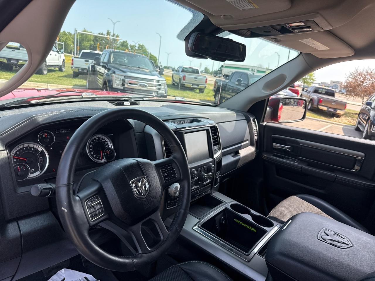 RAM 1500 SPORT SWB 4WD 2014