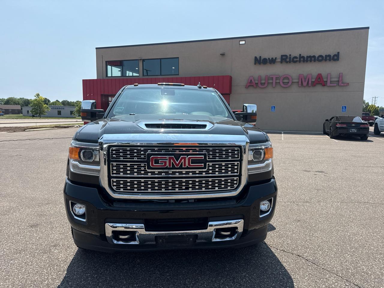 GMC Sierra 3500HD Denali Crew Cab 4WD 2019