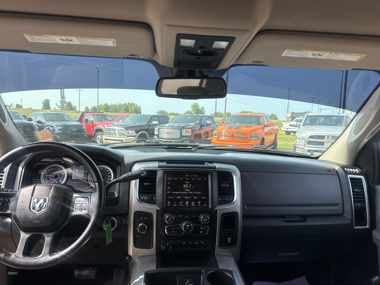 RAM 3500 SLT Mega Cab 4WD 2015
