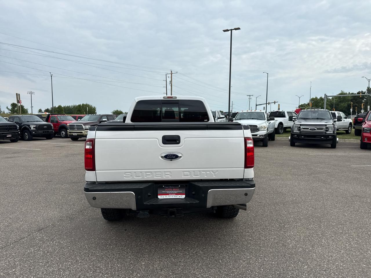 Ford F-250 SD XLT Crew Cab Long Bed 4WD 2016