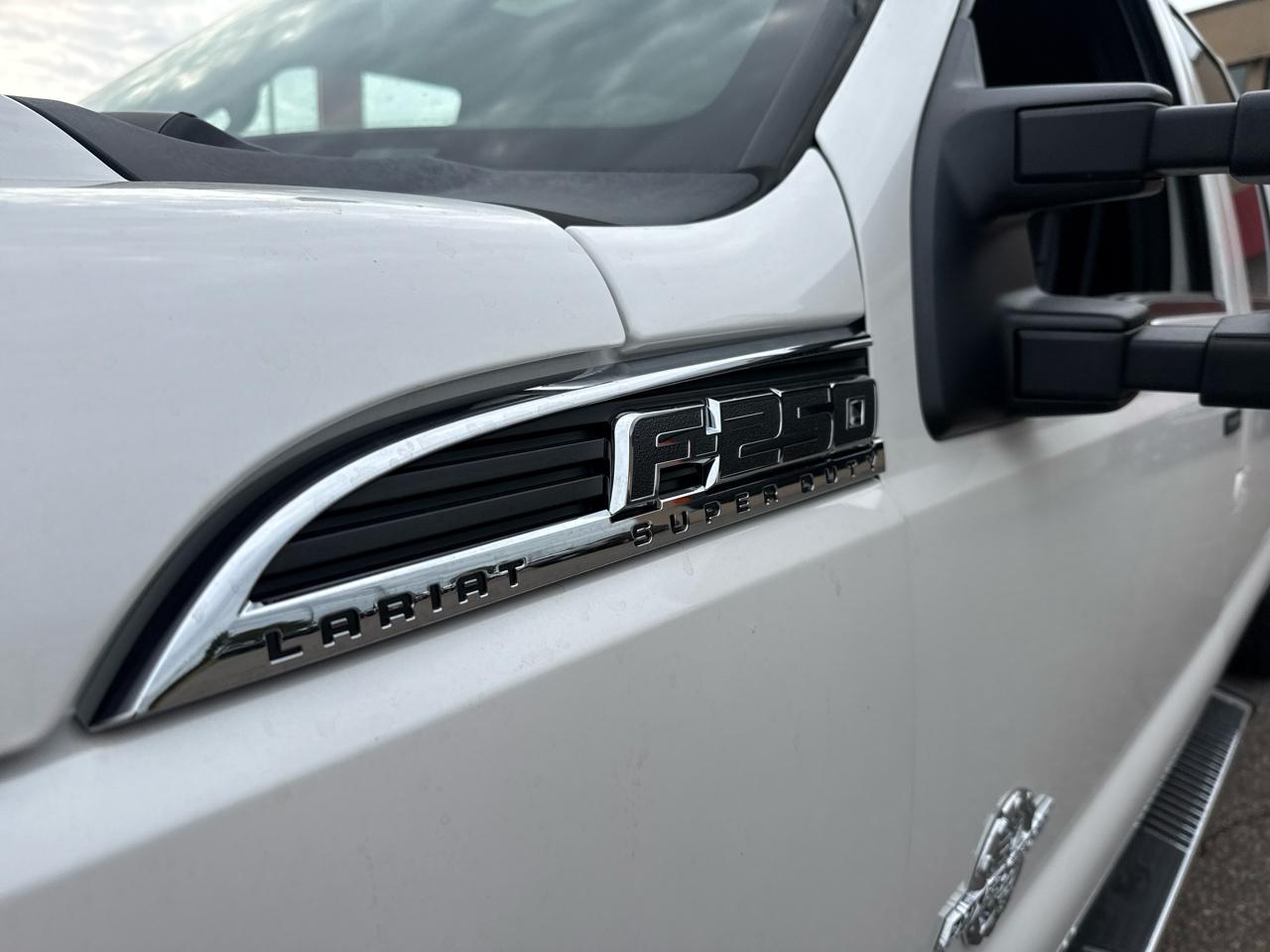 Ford F-250 SD XLT Crew Cab Long Bed 4WD 2016