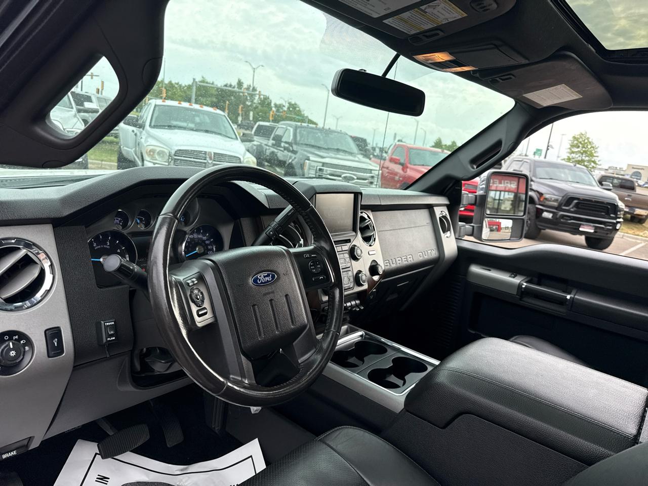 Ford F-250 SD XLT Crew Cab Long Bed 4WD 2016