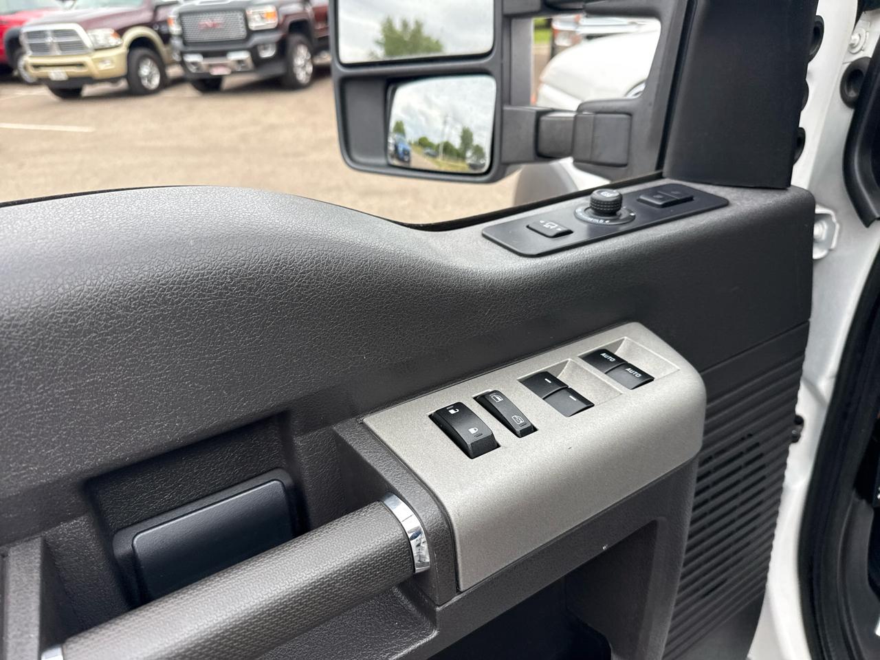 Ford F-250 SD XLT Crew Cab Long Bed 4WD 2016