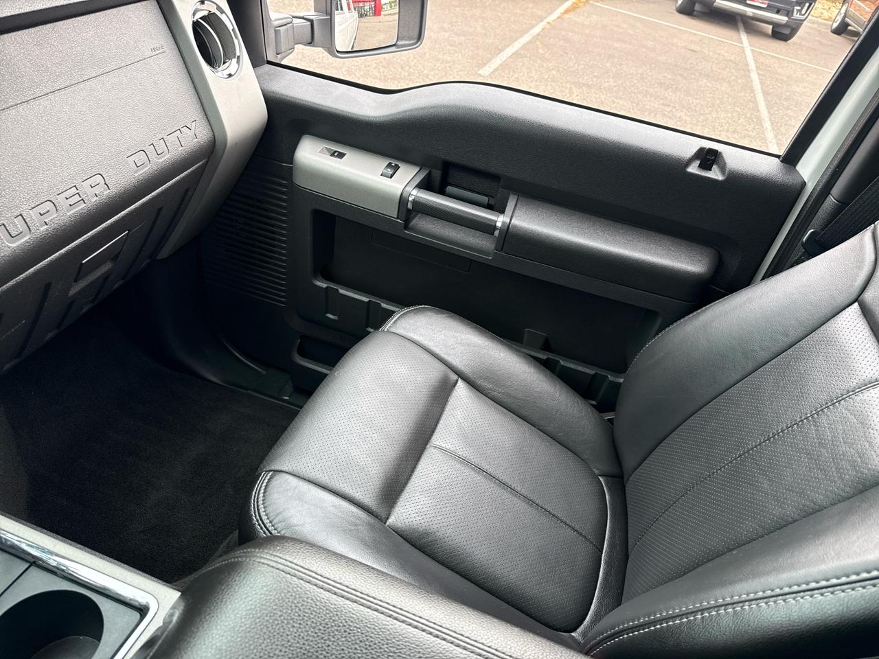 Ford F-250 SD XLT Crew Cab Long Bed 4WD 2016