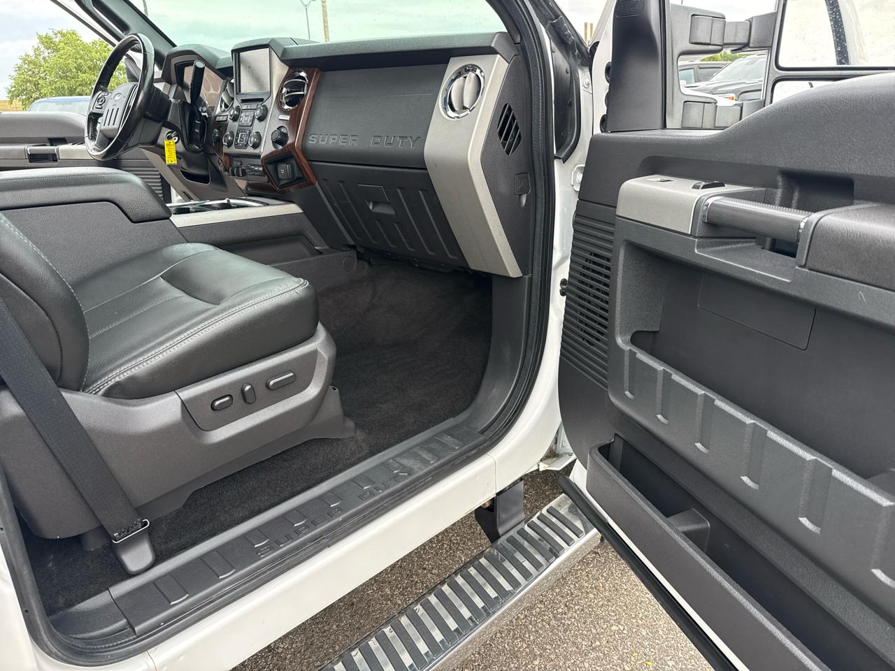 Ford F-250 SD XLT Crew Cab Long Bed 4WD 2016