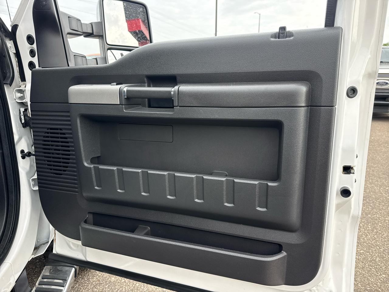 Ford F-250 SD XLT Crew Cab Long Bed 4WD 2016