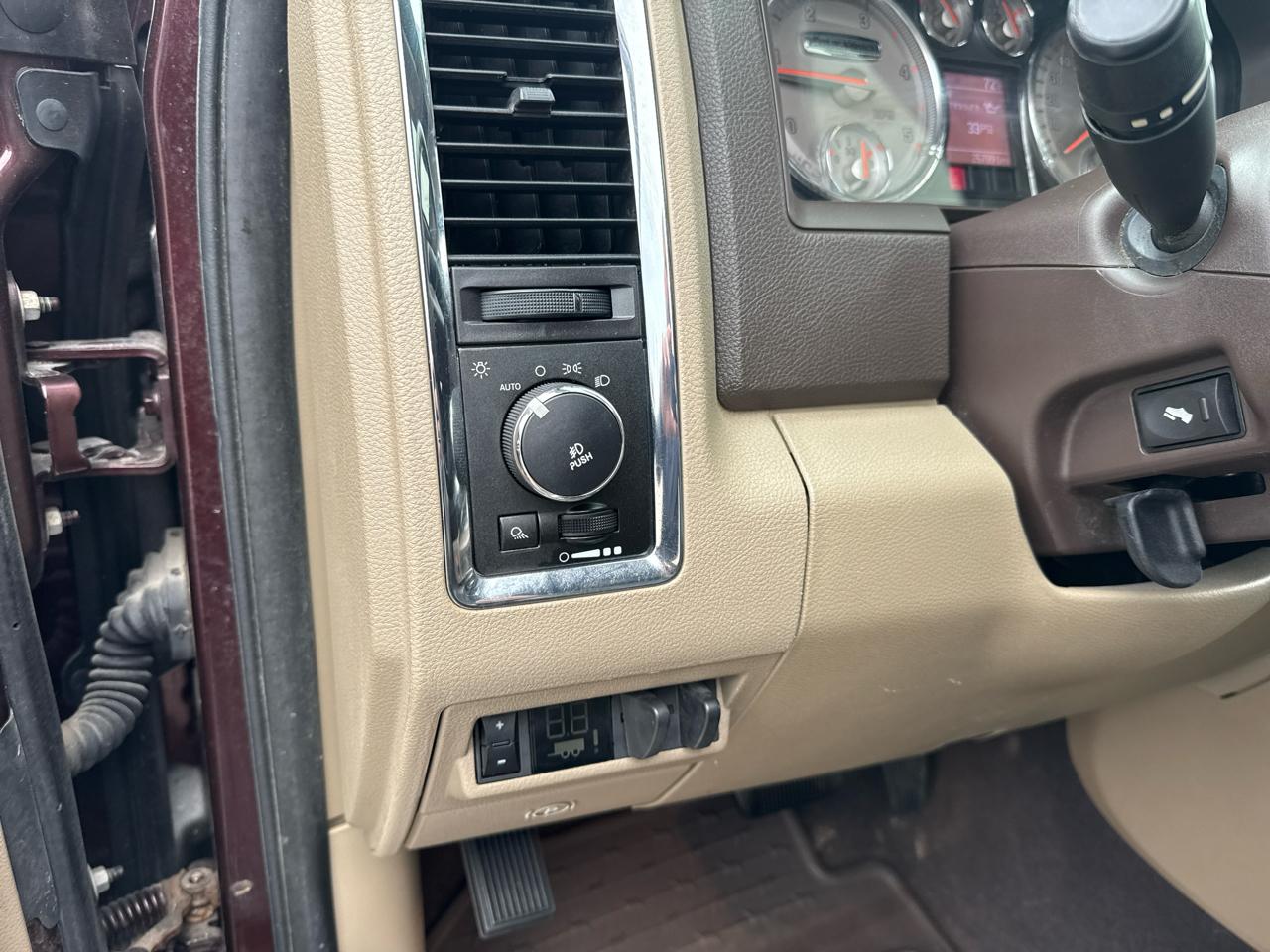 RAM 3500 Laramie Longhorn Edition Mega Cab 4WD 2012