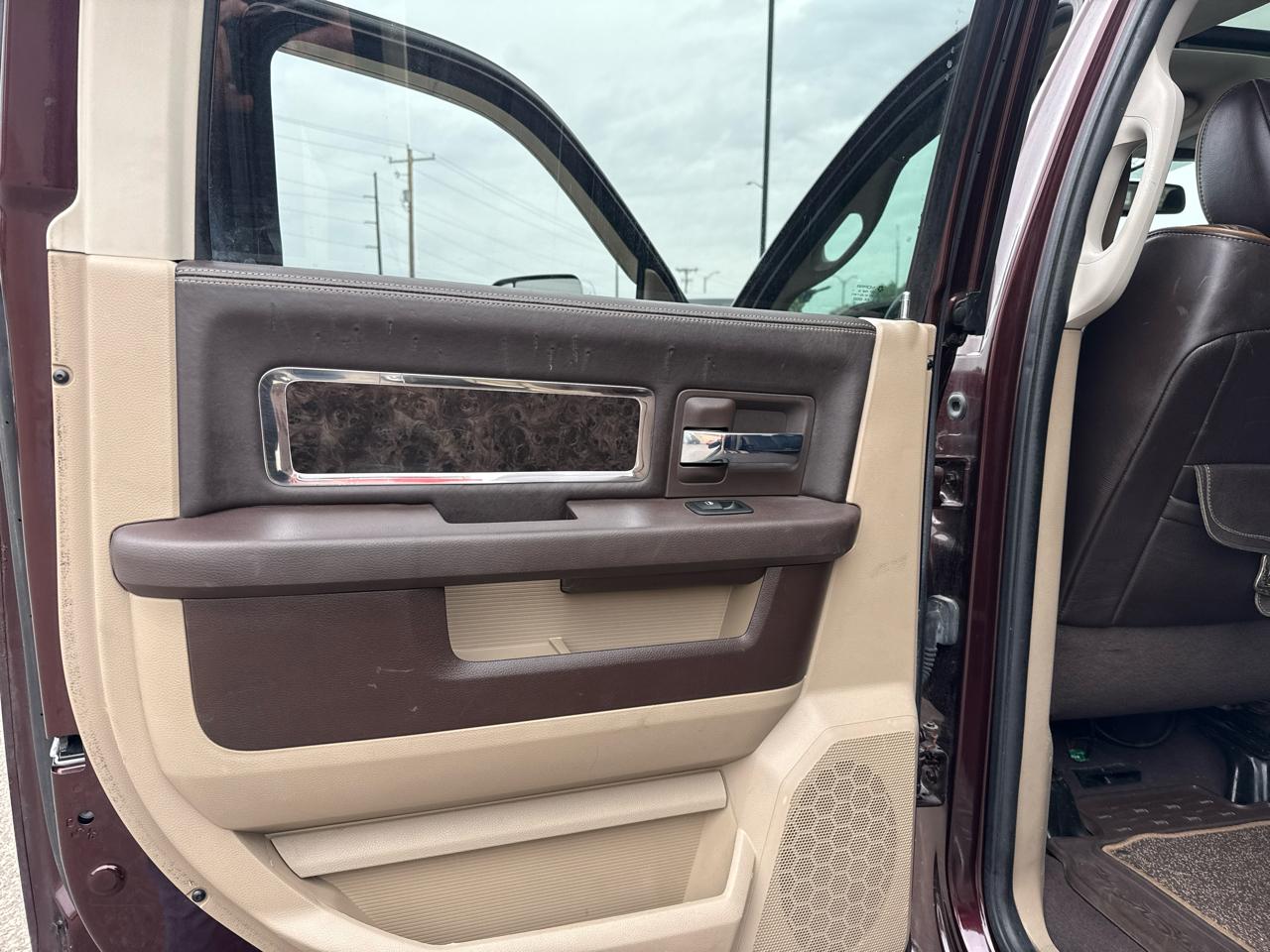 RAM 3500 Laramie Longhorn Edition Mega Cab 4WD 2012