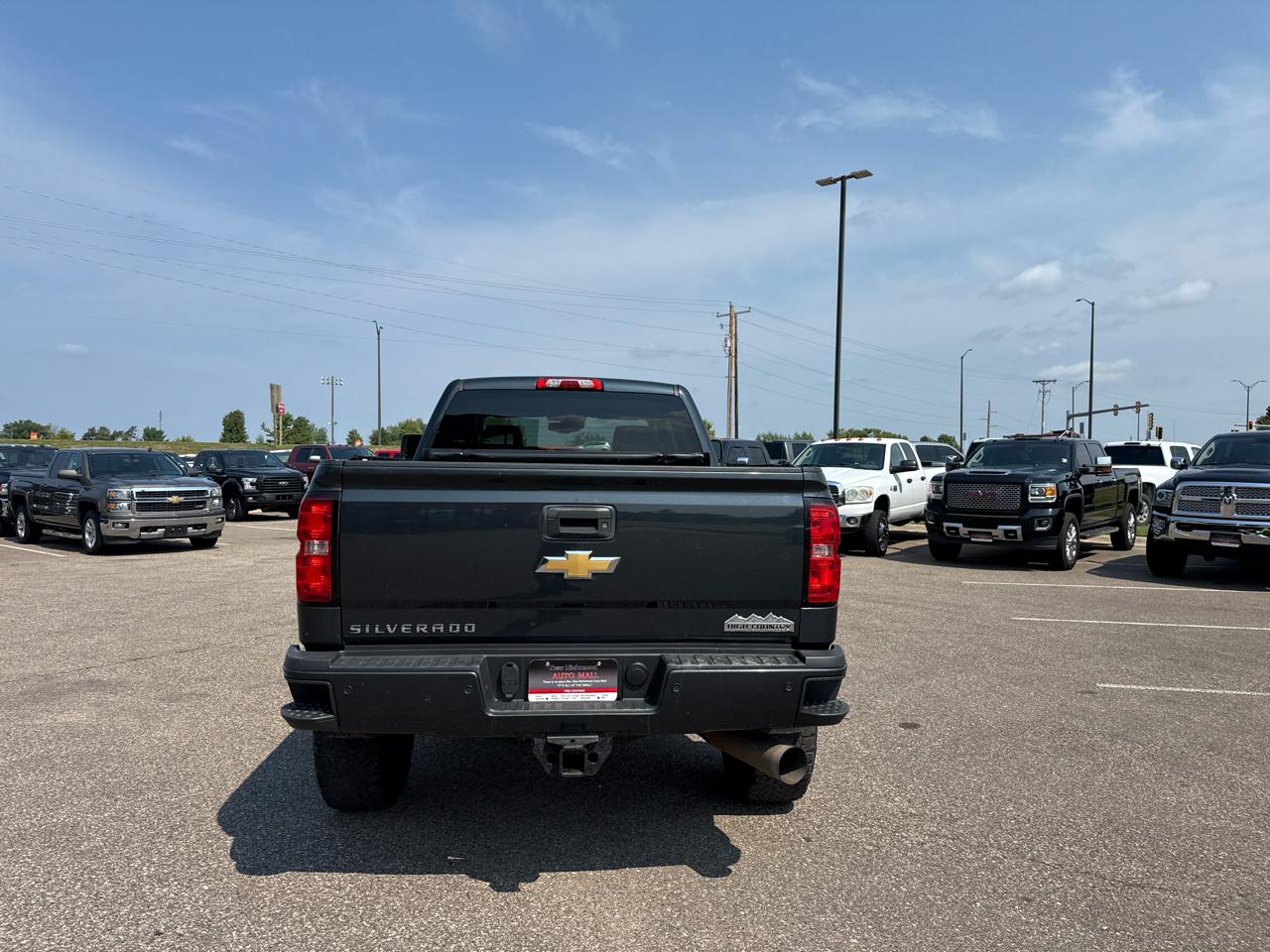 Chevrolet Silverado 2500HD High Country Crew Cab Short Box 4WD 2017