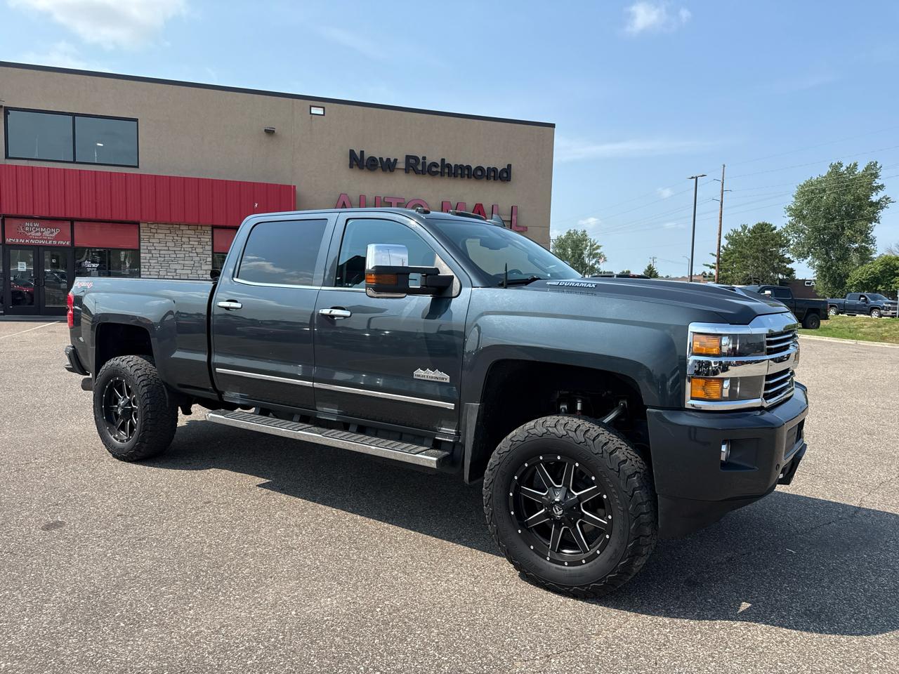 Chevrolet Silverado 2500HD High Country Crew Cab Short Box 4WD 2017