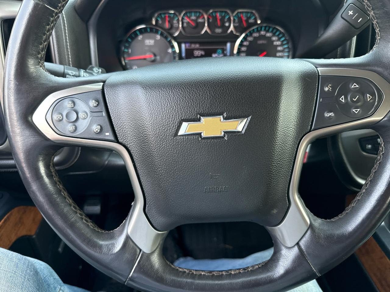 Chevrolet Silverado 2500HD High Country Crew Cab Short Box 4WD 2017