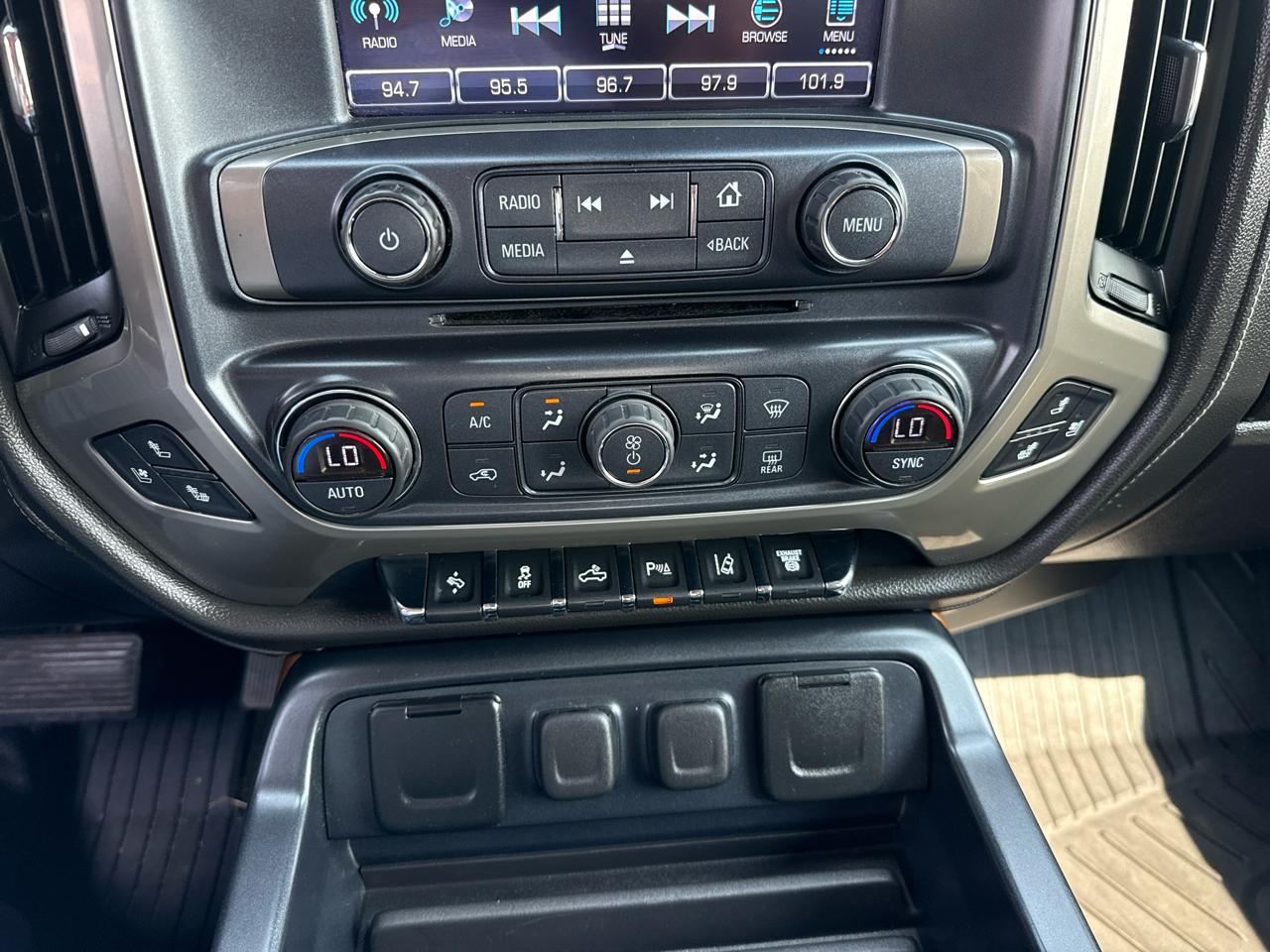 Chevrolet Silverado 2500HD High Country Crew Cab Short Box 4WD 2017