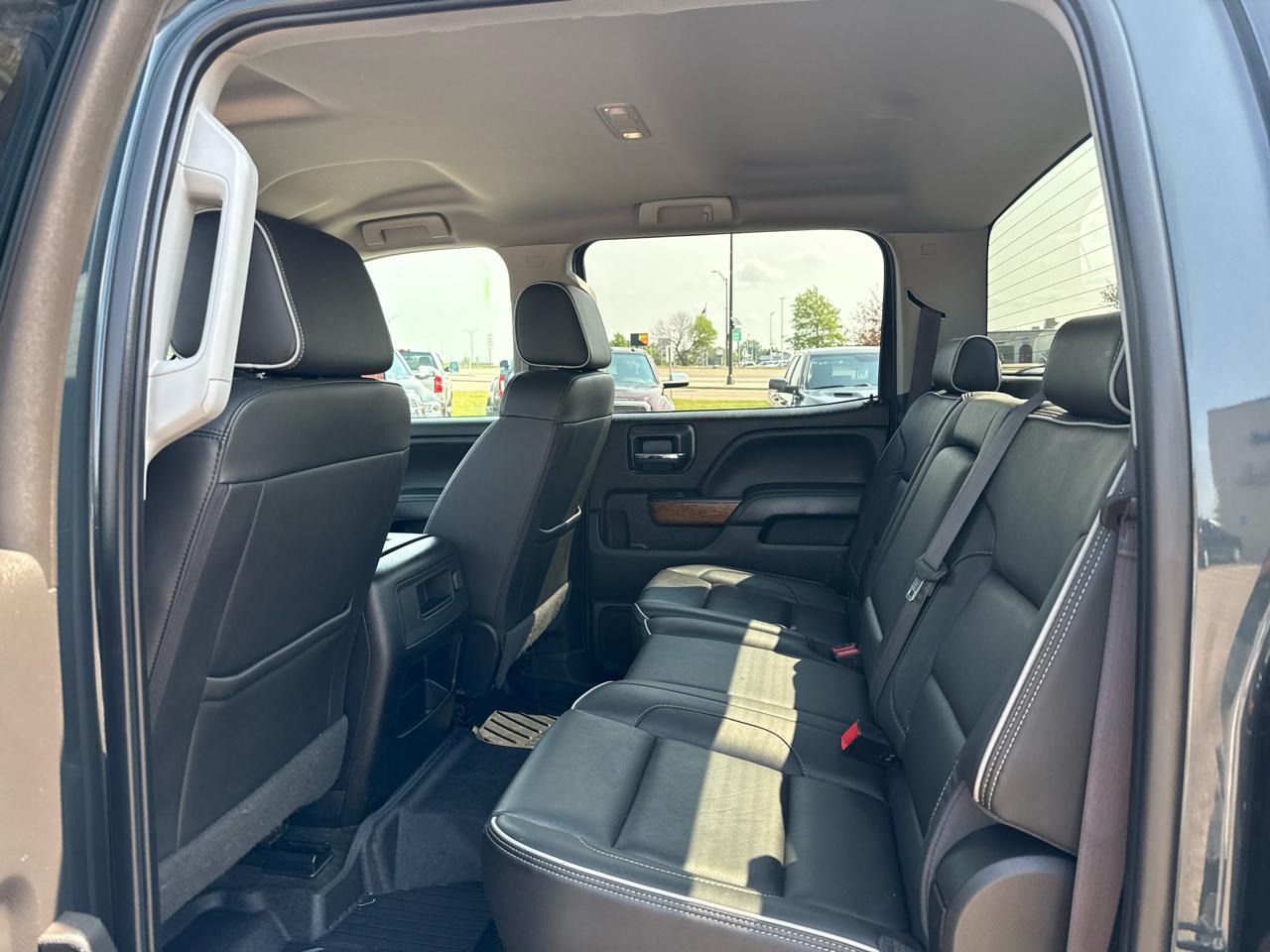 Chevrolet Silverado 2500HD High Country Crew Cab Short Box 4WD 2017
