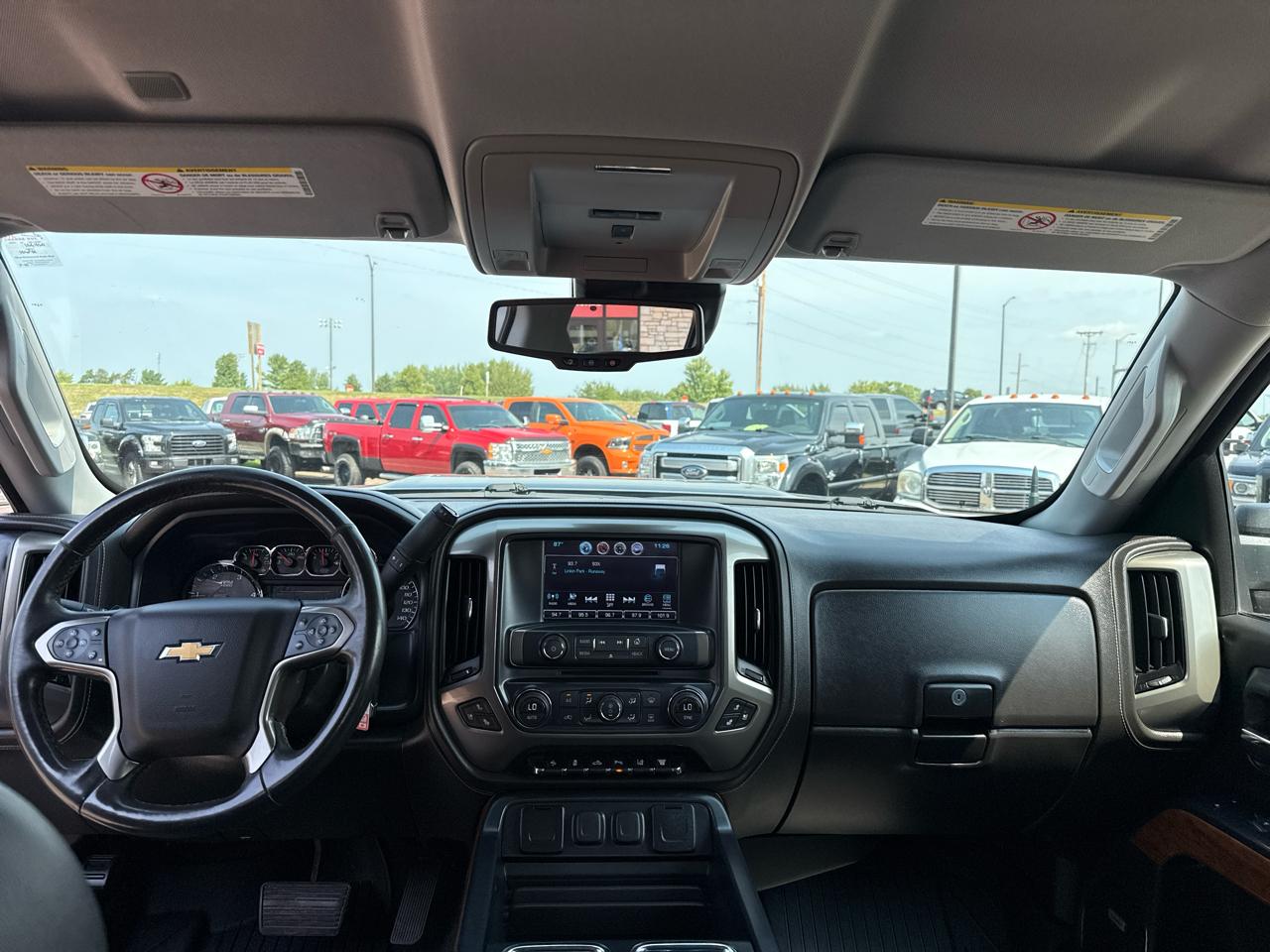 Chevrolet Silverado 2500HD High Country Crew Cab Short Box 4WD 2017