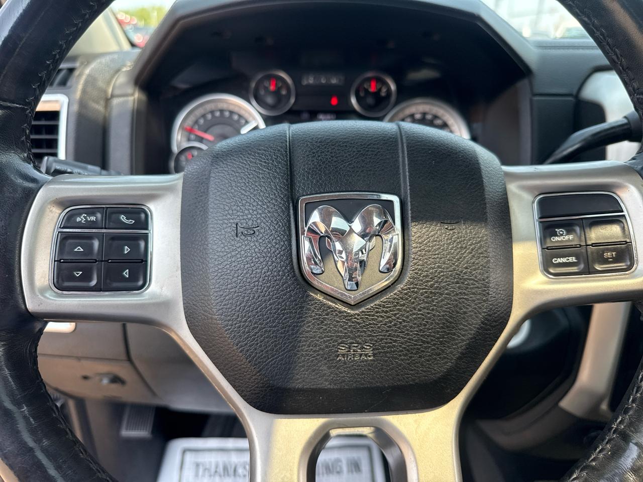 RAM 2500 Laramie Crew Cab SWB 4WD 2016
