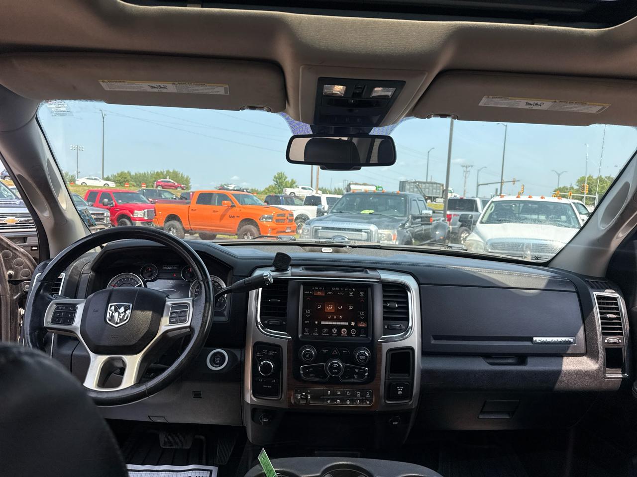 RAM 2500 Laramie Crew Cab SWB 4WD 2016