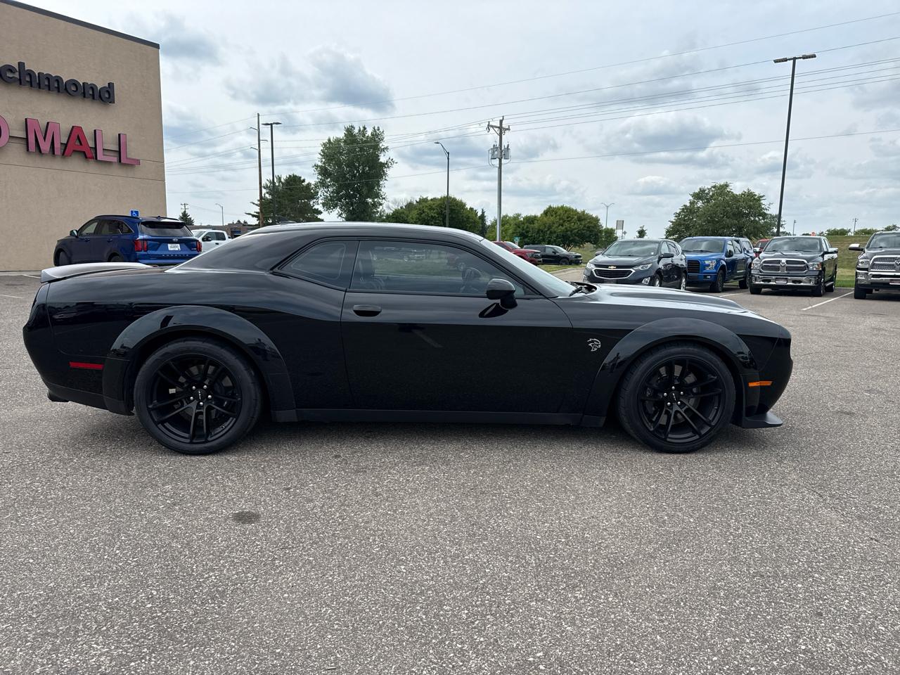 Dodge Challenger SRT Hellcat 2023
