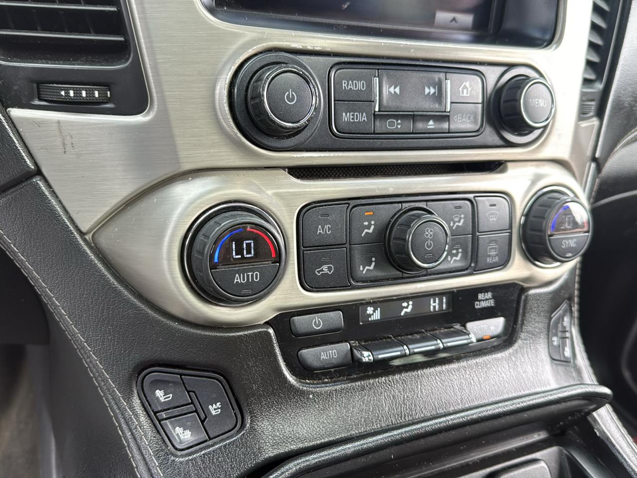 GMC Yukon Denali 4WD 2016
