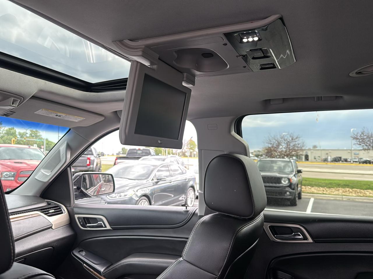 GMC Yukon Denali 4WD 2016