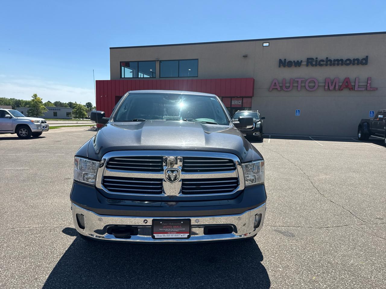 RAM 1500 SLT Crew Cab SWB 4WD 2014