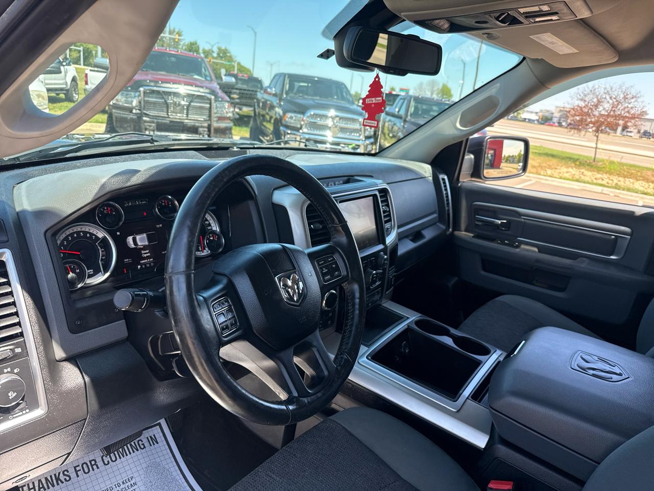 RAM 1500 SLT Crew Cab SWB 4WD 2014