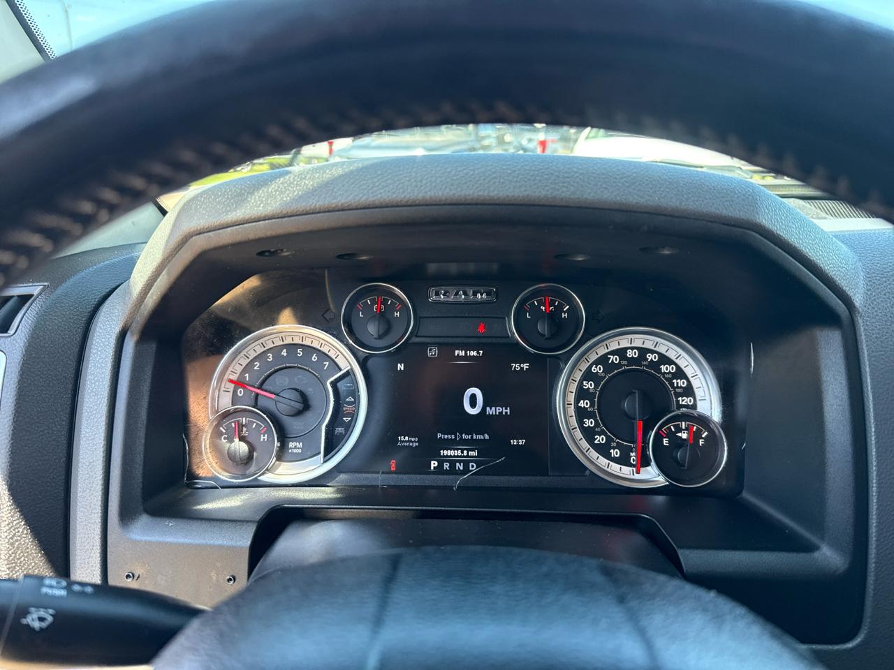 RAM 1500 SLT Crew Cab SWB 4WD 2014