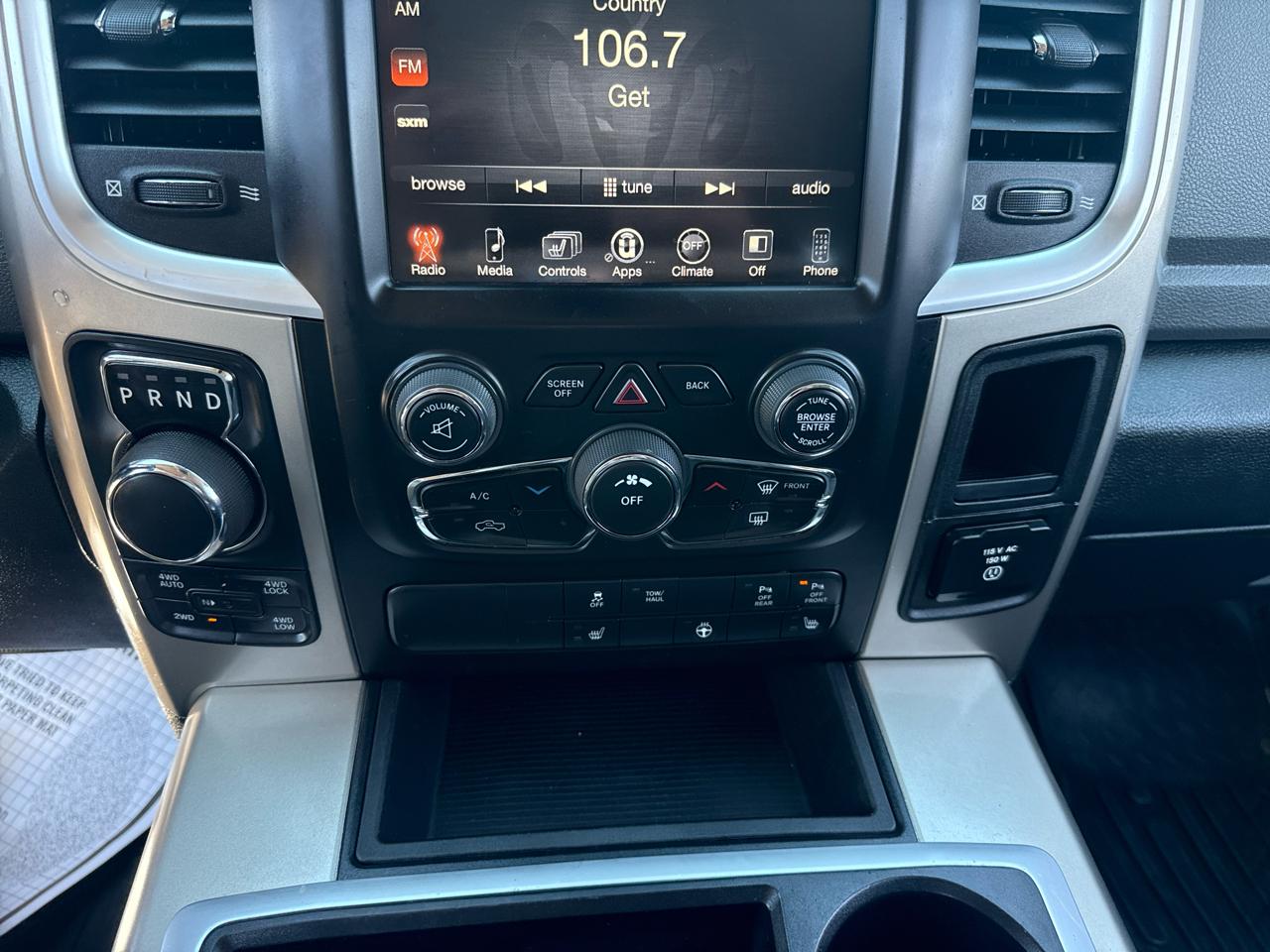 RAM 1500 SLT Crew Cab SWB 4WD 2014