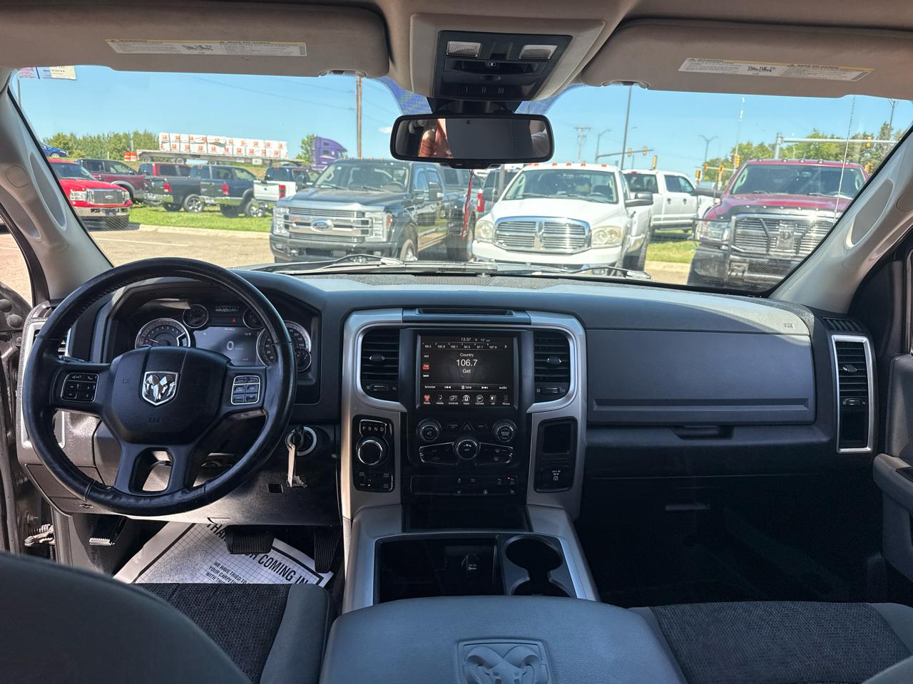 RAM 1500 SLT Crew Cab SWB 4WD 2014