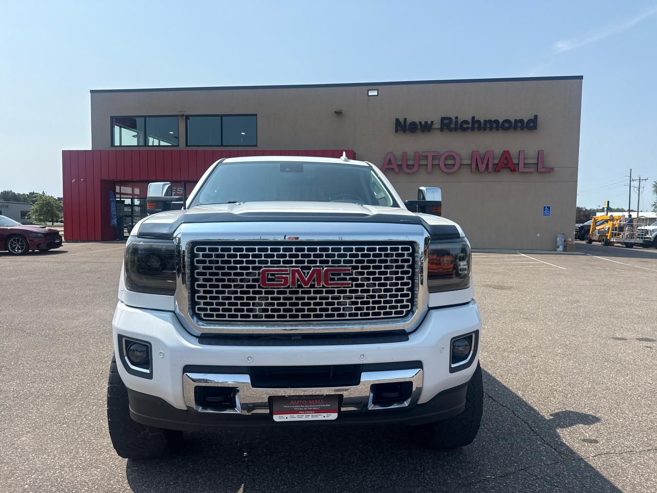GMC Sierra 2500HD Denali Crew Cab 4WD 2016