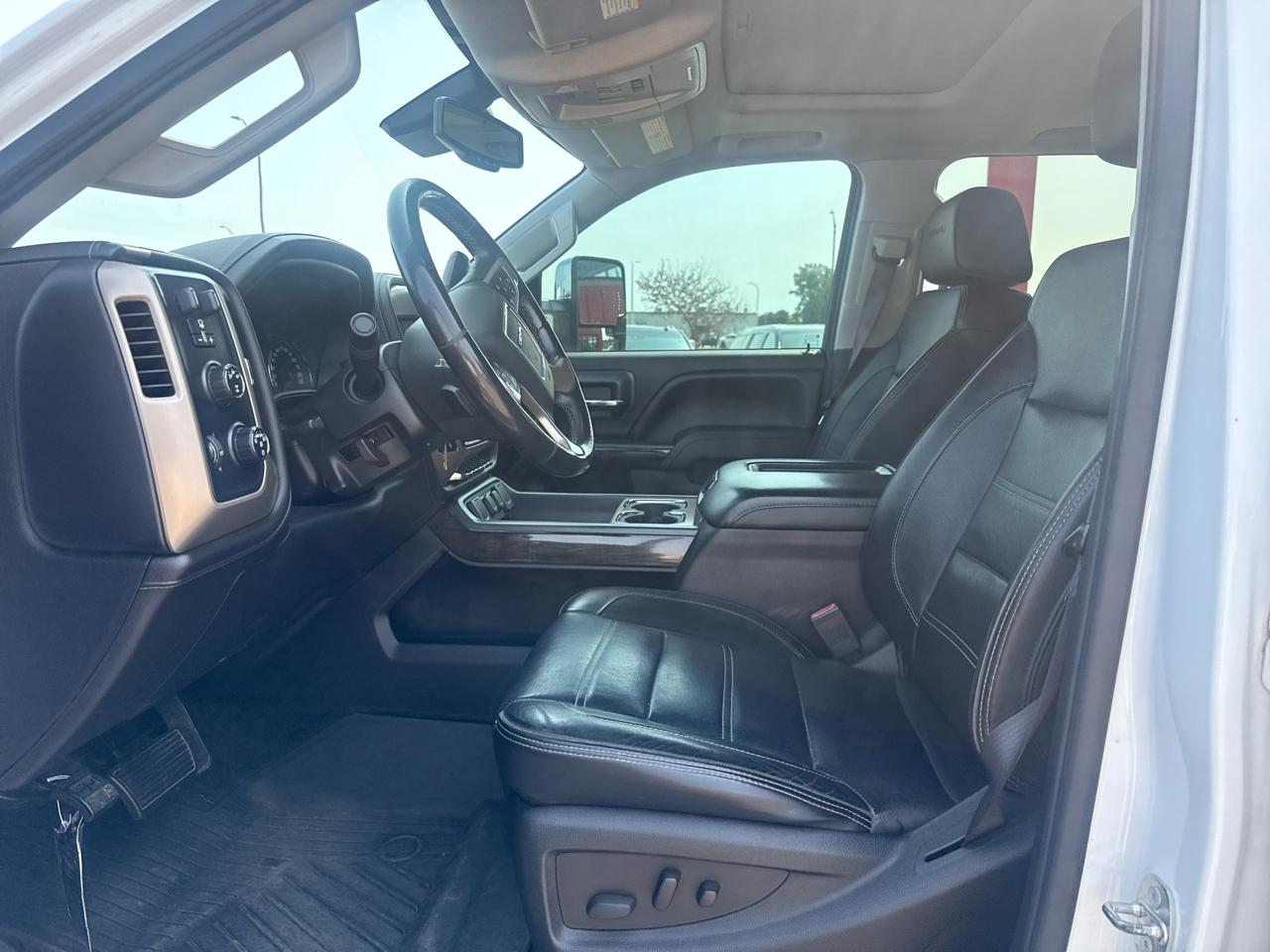 GMC Sierra 2500HD Denali Crew Cab 4WD 2016