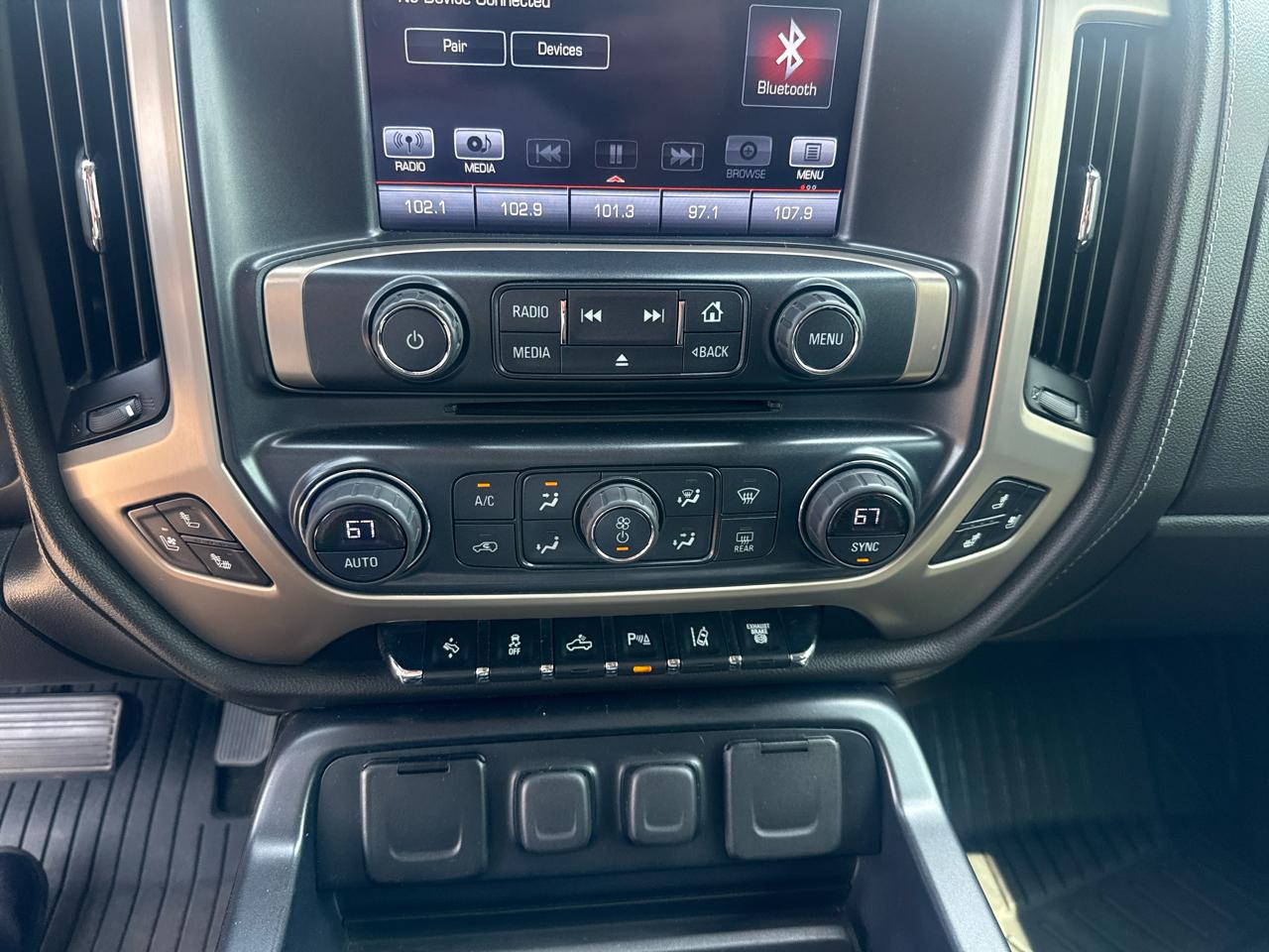 GMC Sierra 2500HD Denali Crew Cab 4WD 2016